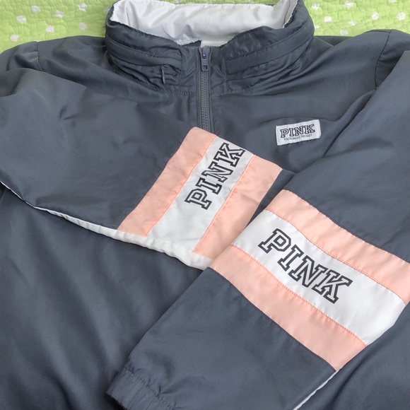 Pink Victoria’s Secret lightweight windbreaker jacket hidden zip hood - Picture 9 of 9